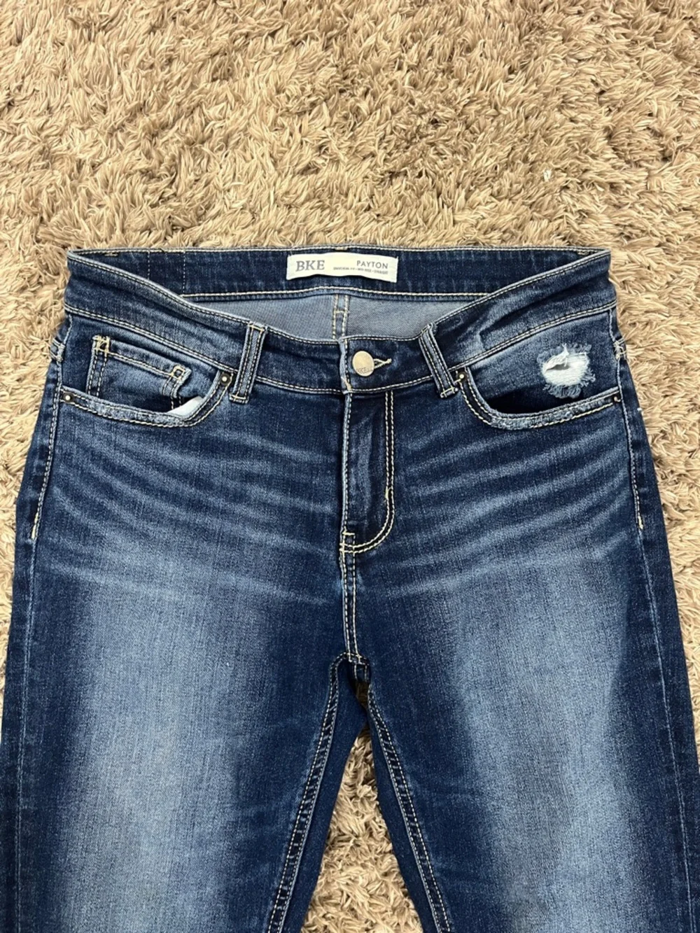 BKE Women's Straight Leg Jeans - Dark Blue Wash. 27x29.5 - Picture 4 of 6